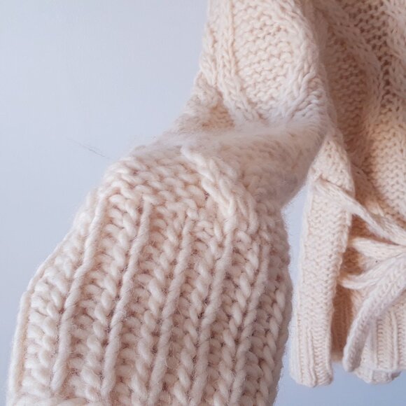 Vintage PINK Victoria's Secret 100% Wool Chunky Knit Cardigan L - Picture 11 of 12